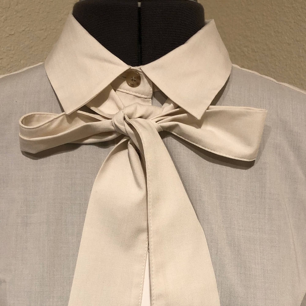Elegant Cream Bow Tie Blouse - Picture 15 of 16